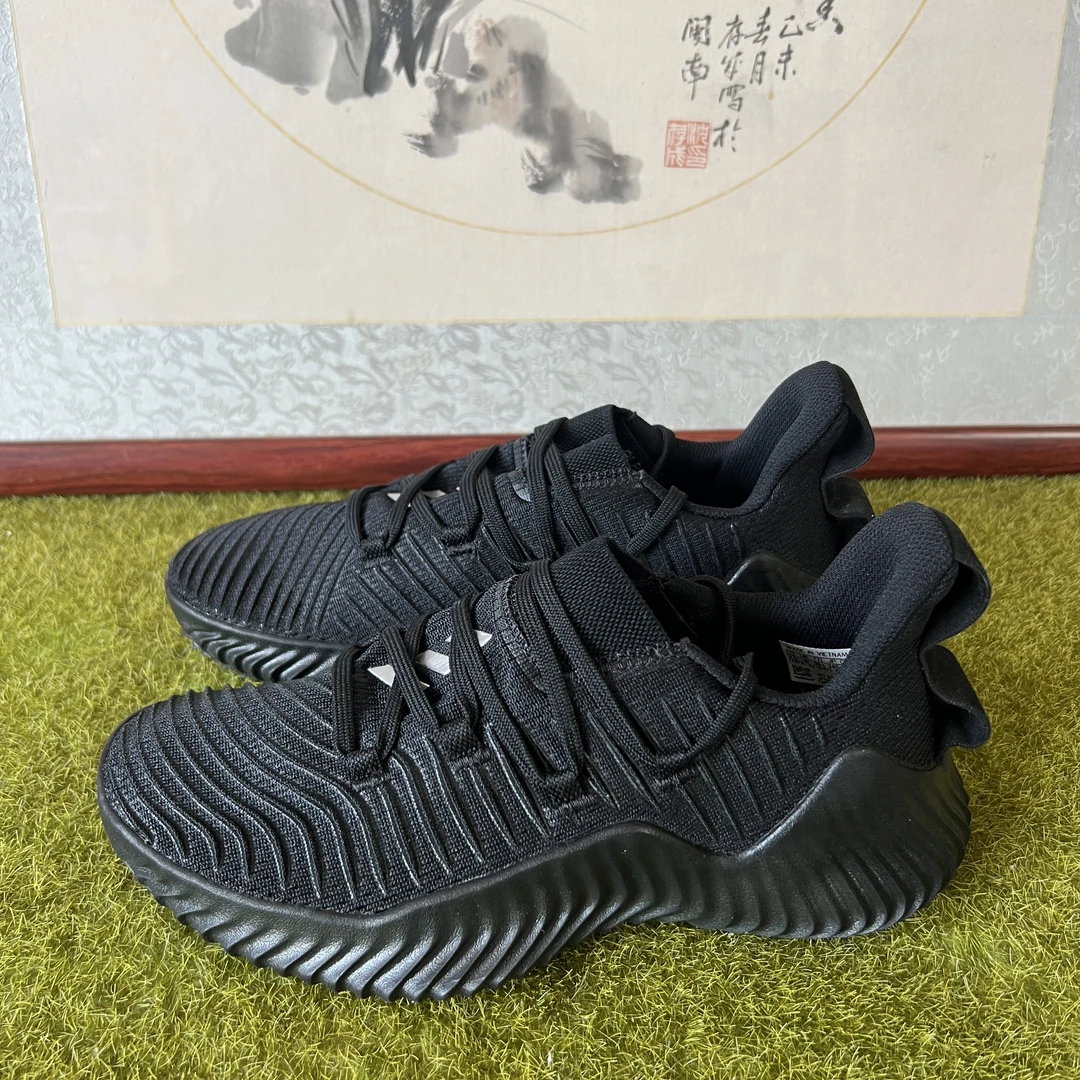 【A类微瑕】Adidas阿迪达斯运动休闲跑步鞋B75800