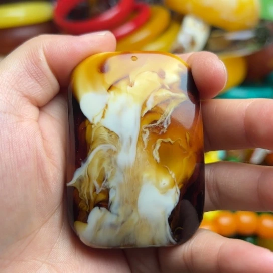 未镶嵌琥珀手串蜜蜡