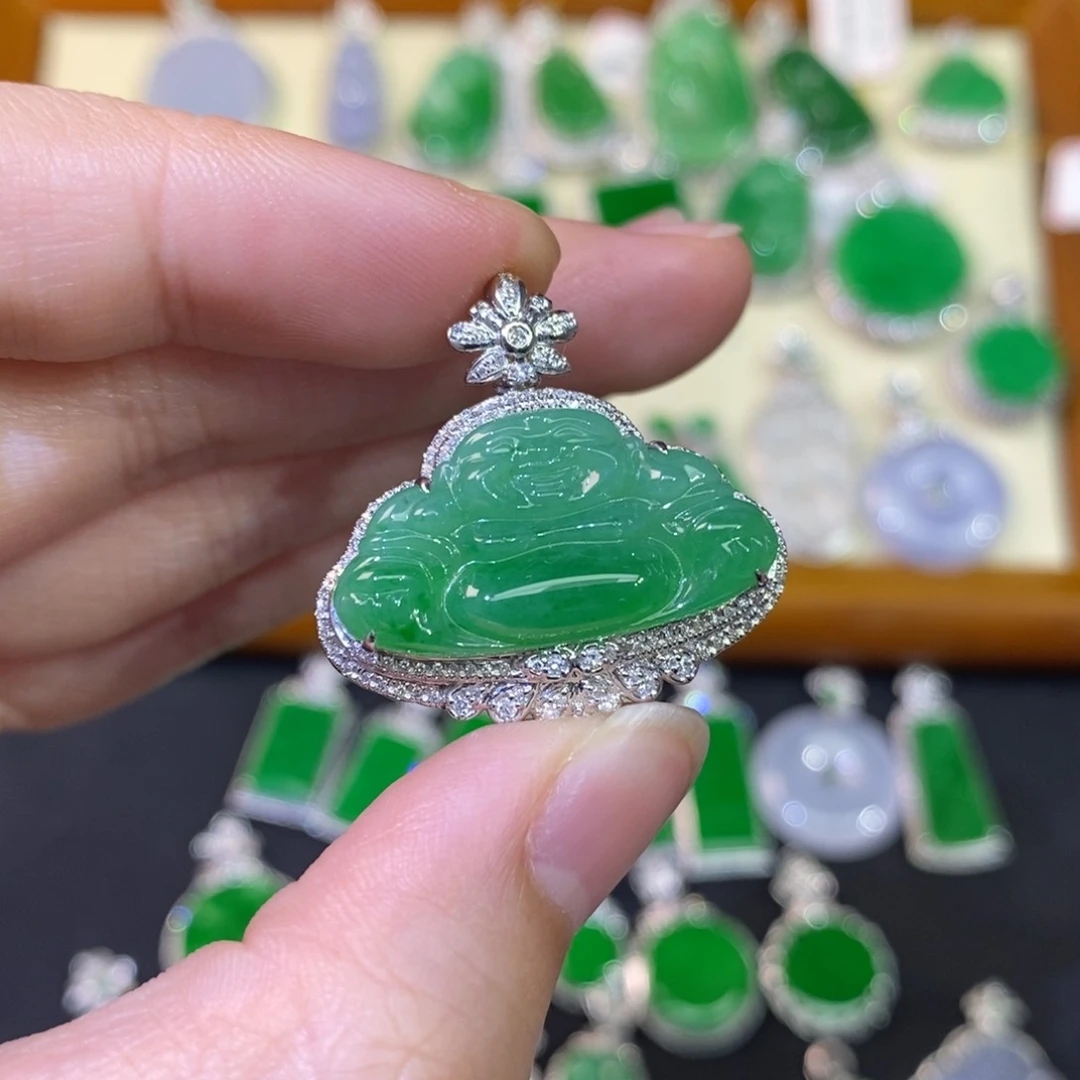翡翠吊坠(不含链)18K金镶嵌