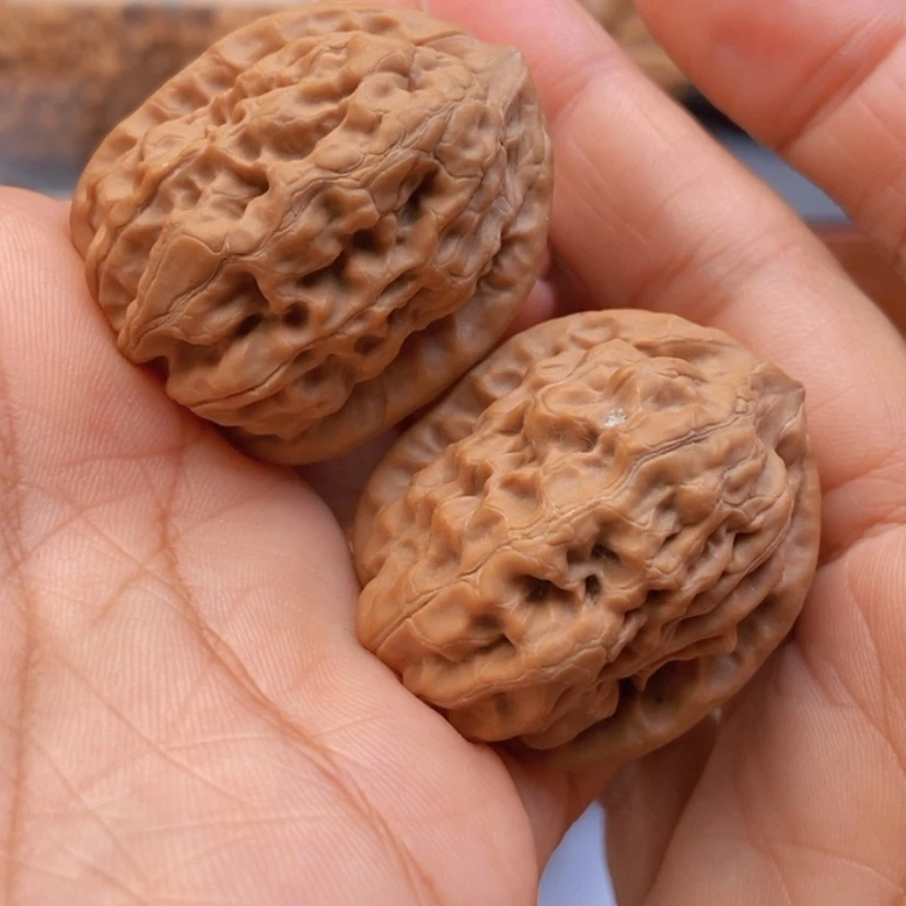 【闪购商品】文玩核桃把件33肚全品霸王