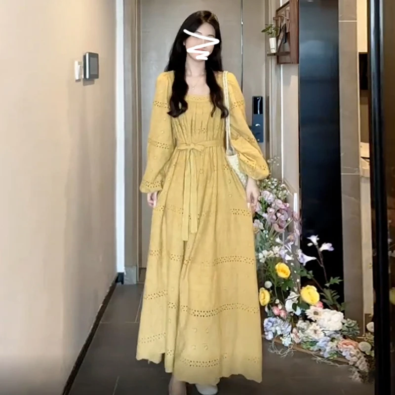 ZJ4613方领镂空收腰长裙2025新款女装夏季黄色连衣裙子气质超好看
