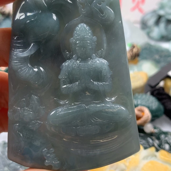 翡翠颈饰未镶嵌保真天然A货翡翠