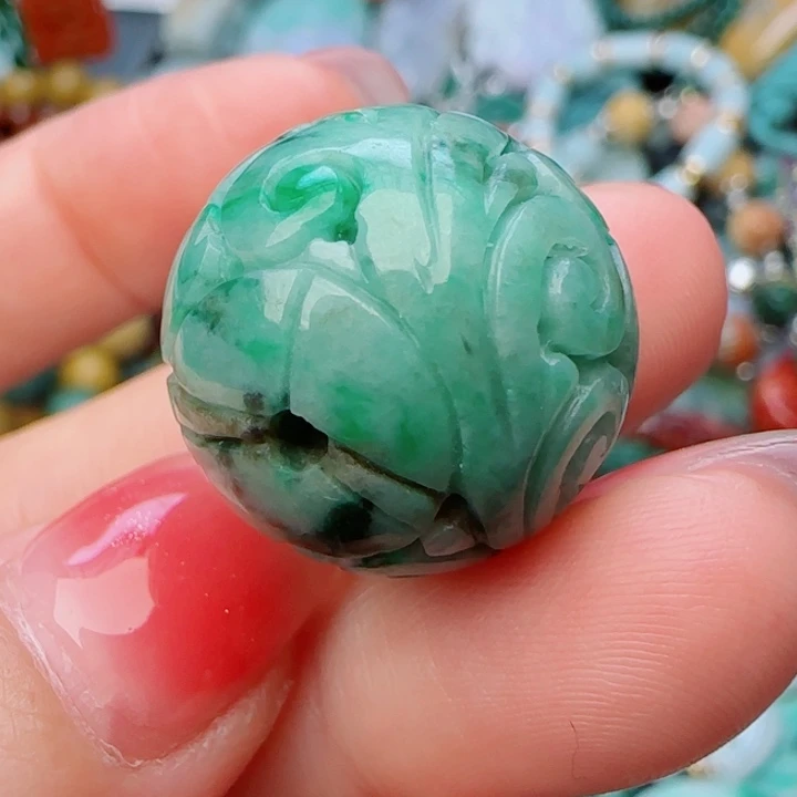 翡翠颈饰未镶嵌张**呀天然A货