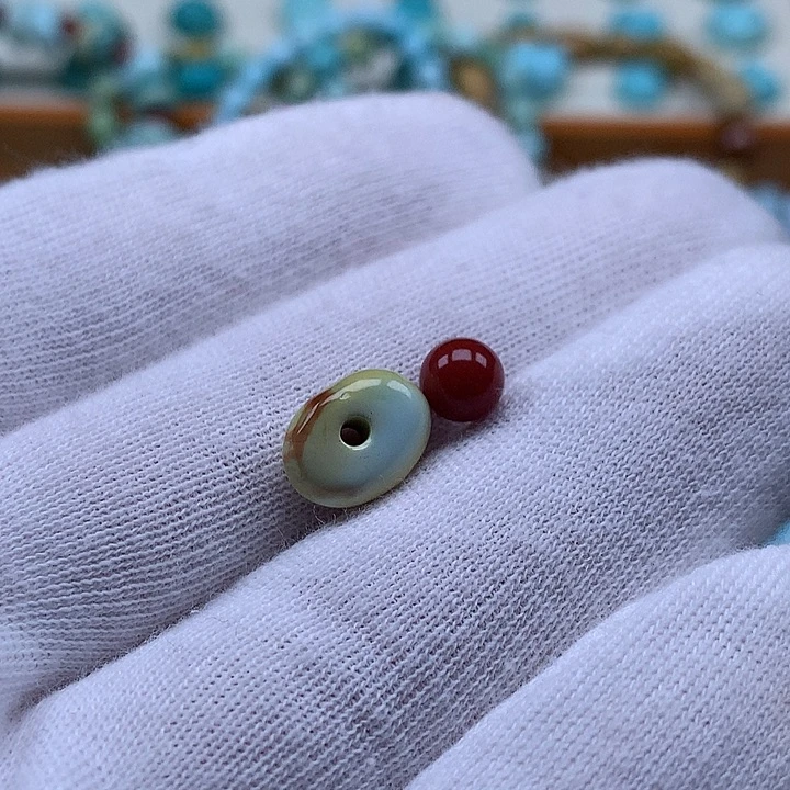 南红玛瑙未镶嵌珠宝奇石