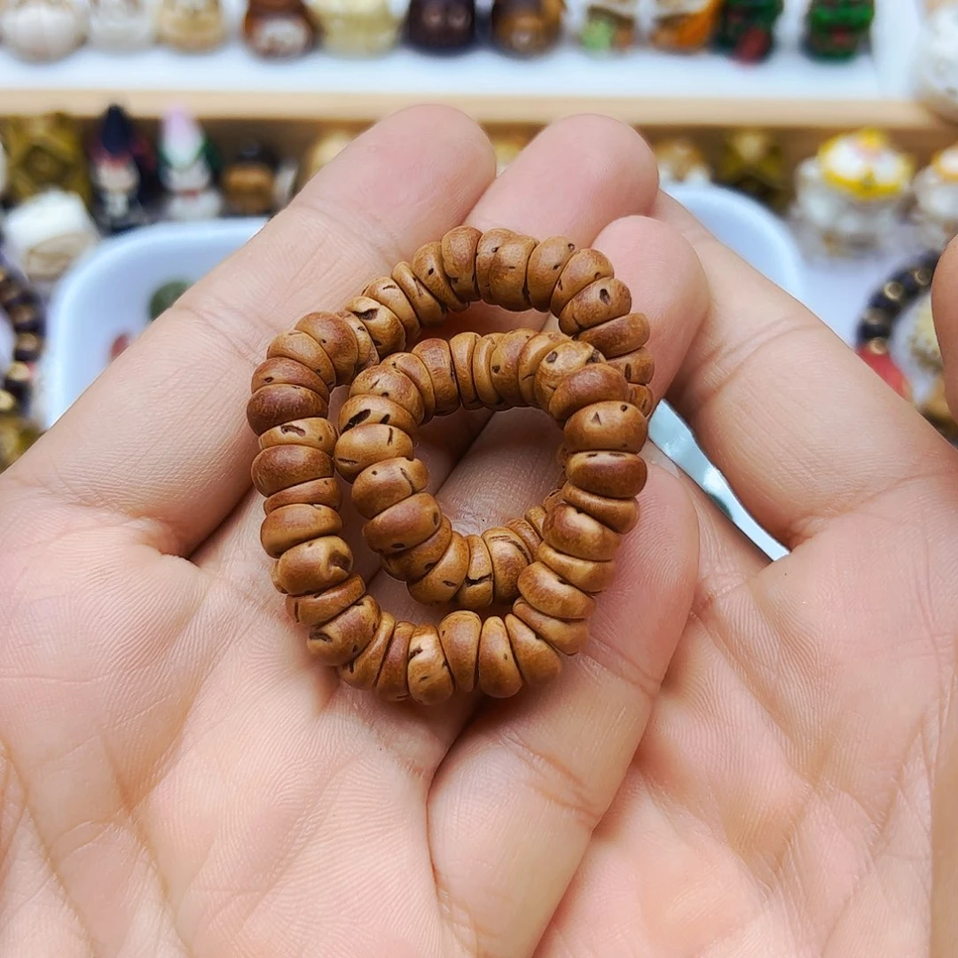 桃核手串零零落落零零落落啦