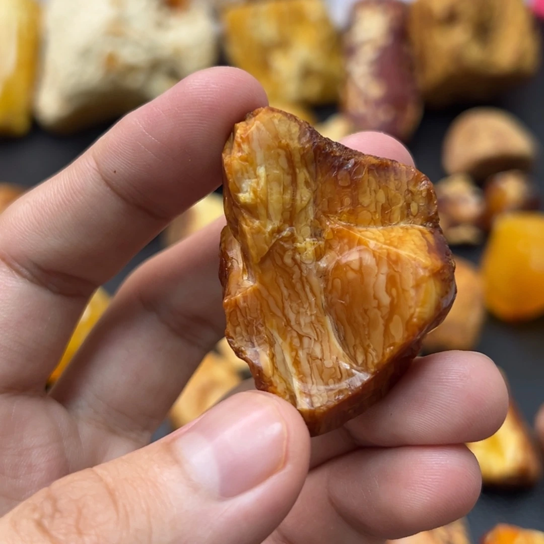 定制琥珀未镶嵌蜜蜡