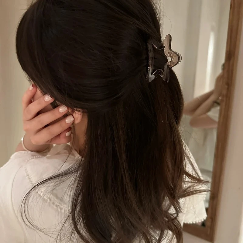金标五角星高马尾抓夹女高级感2025新款后脑勺盘发鲨鱼夹发夹发饰