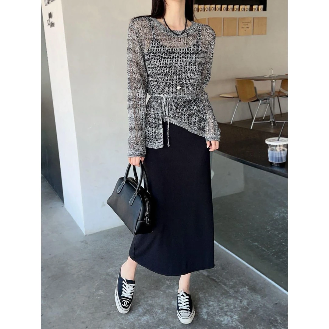 时髦连衣裙套装女2025秋季新款洋气质收腰镂空针织衫吊带裙