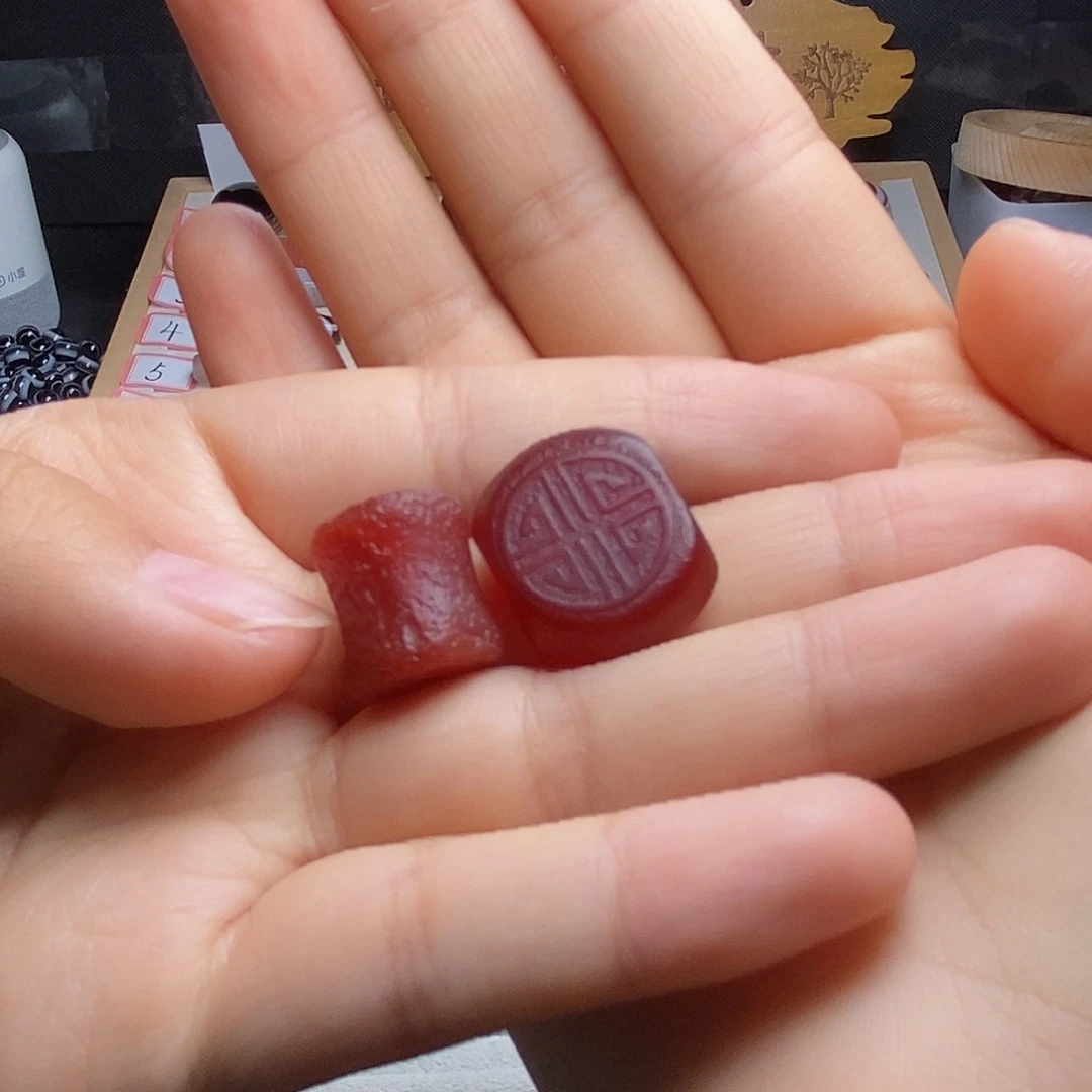 未镶嵌颈饰玛瑙/玉髓森**出