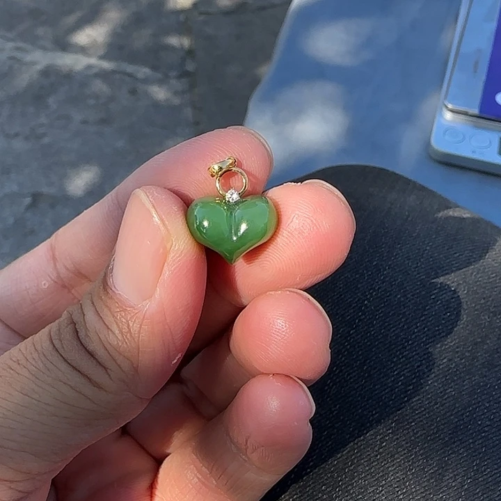 和田玉（碧玉）18K金镶嵌颈饰