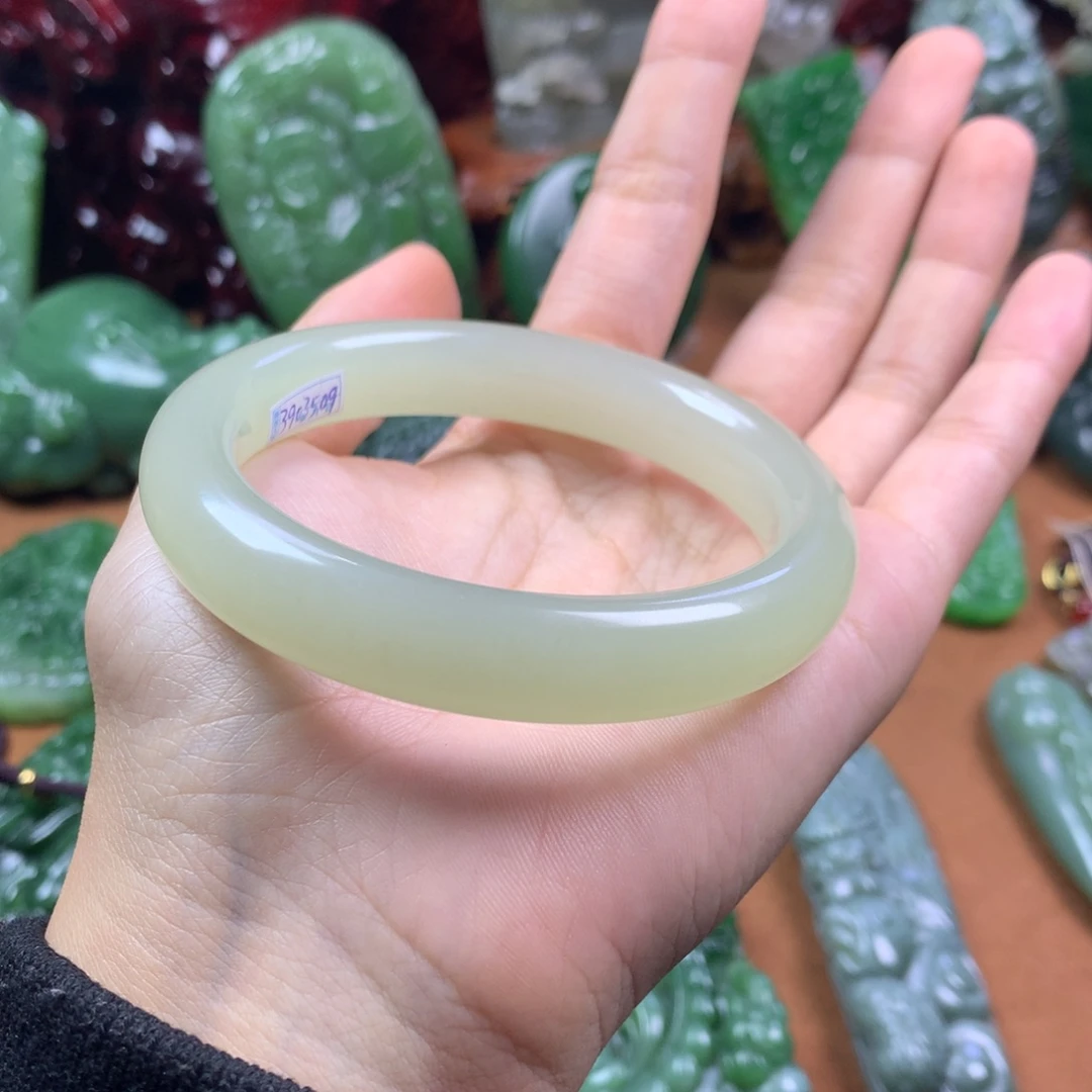 和田玉未镶嵌挂件57.7圈口