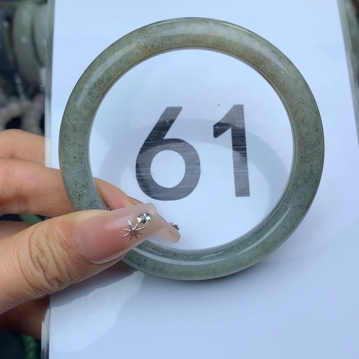 未镶嵌手镯和田玉61