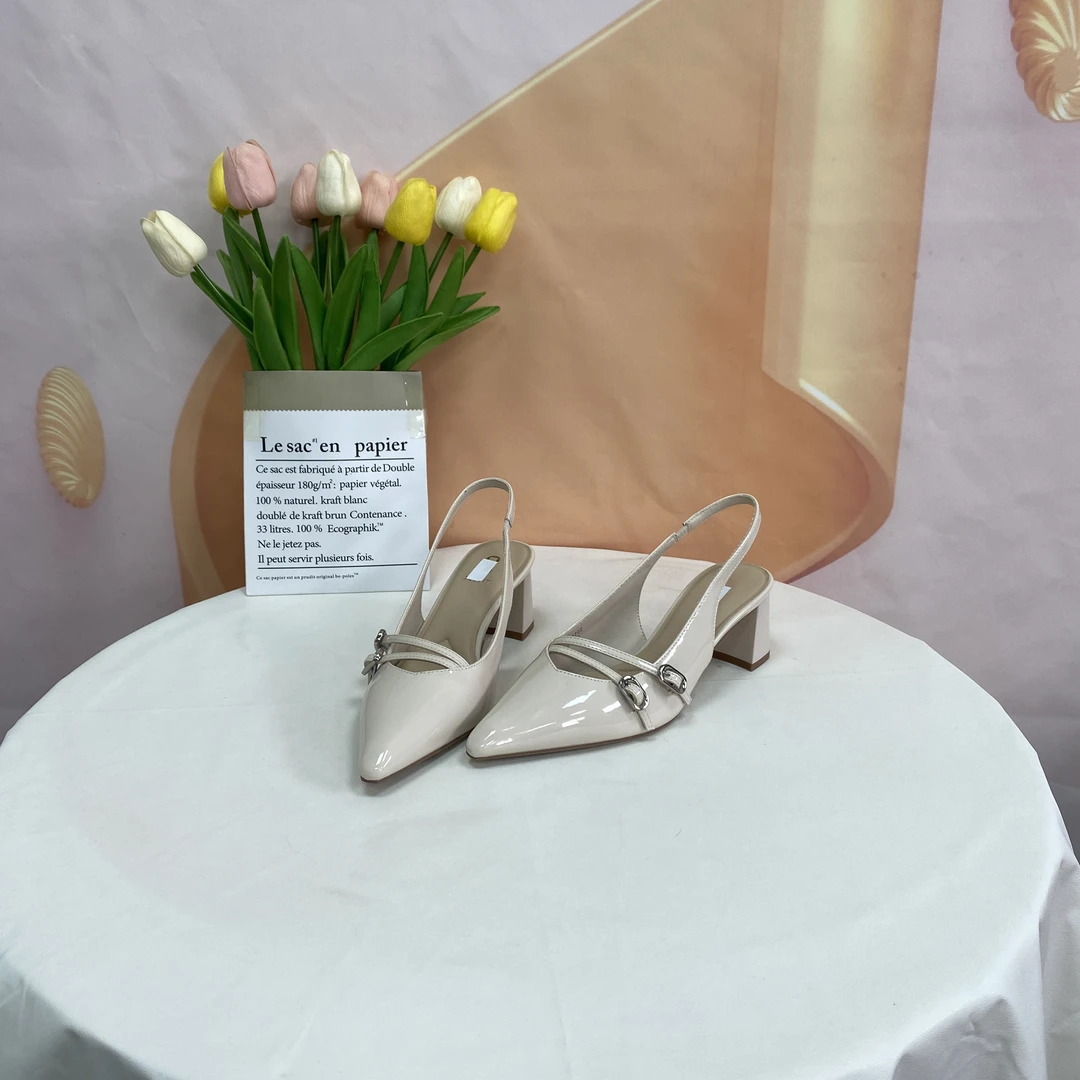 32702春秋时尚气质百搭后空粗跟单鞋F