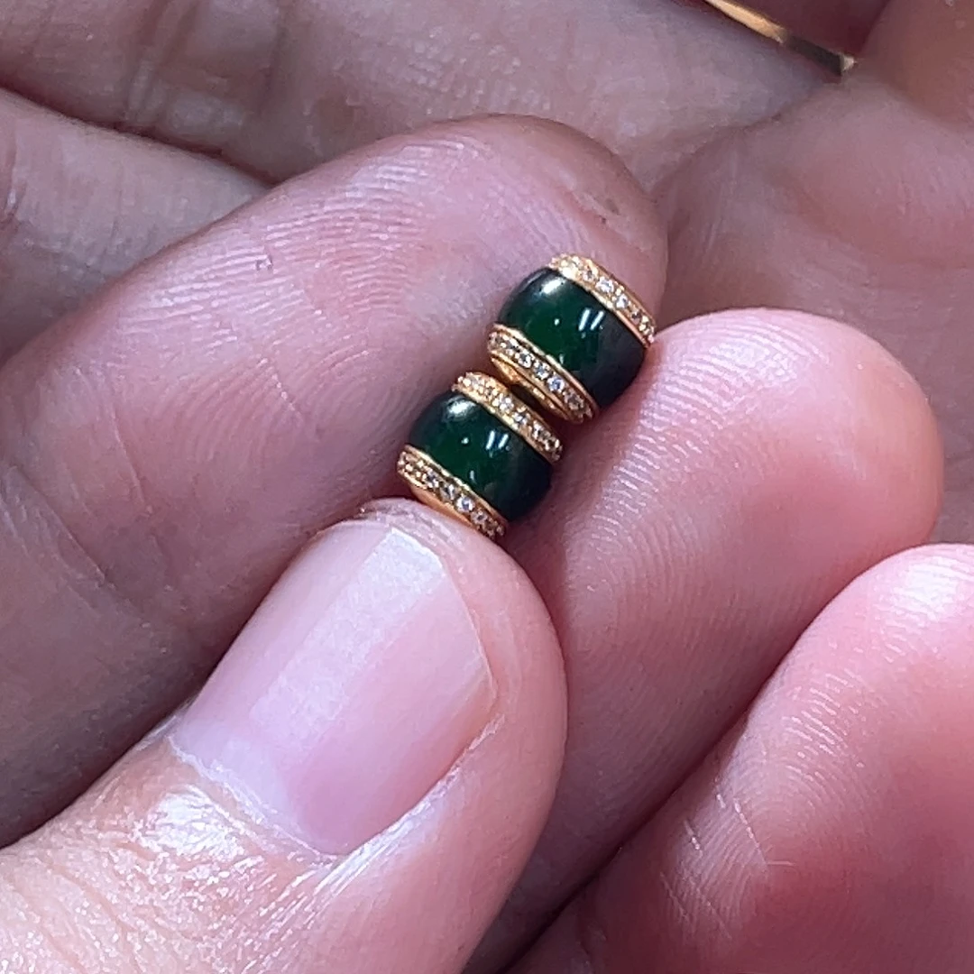 翡翠挂件18K金镶嵌空*？18