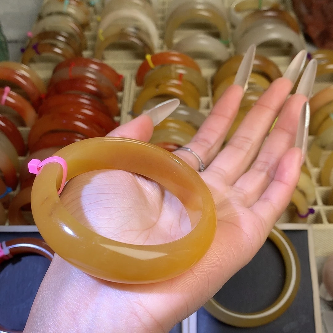 石英质玉（黄龙玉）未镶嵌手镯