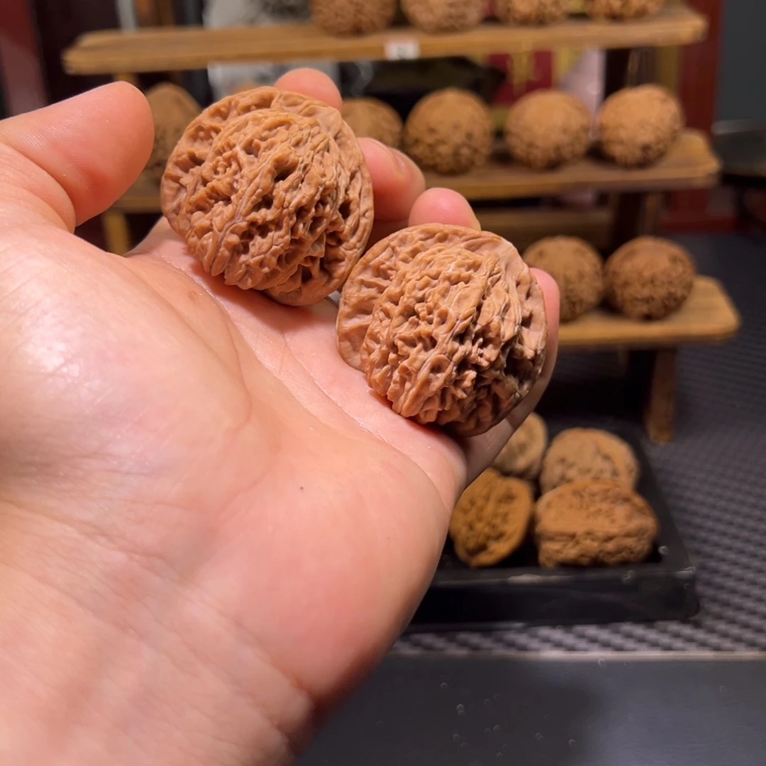 核桃把件45尺寸四座楼