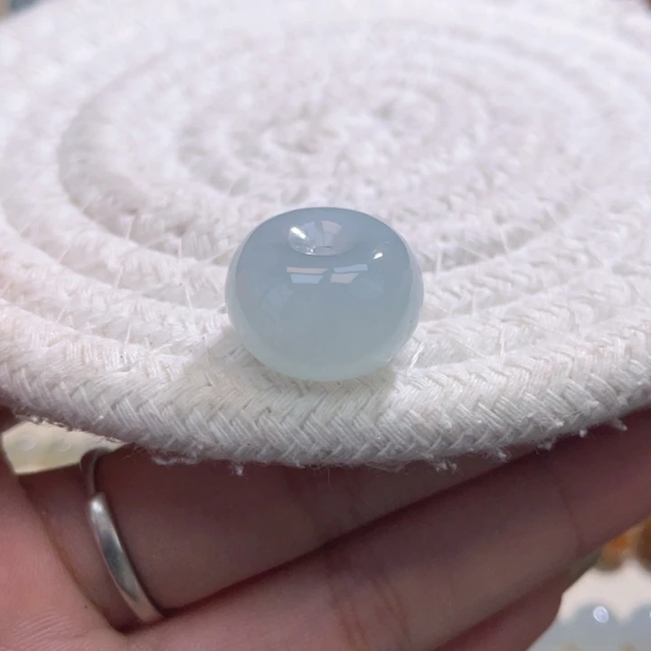 散珠翡翠冰晴肥扣子卡18.1-11.6mm