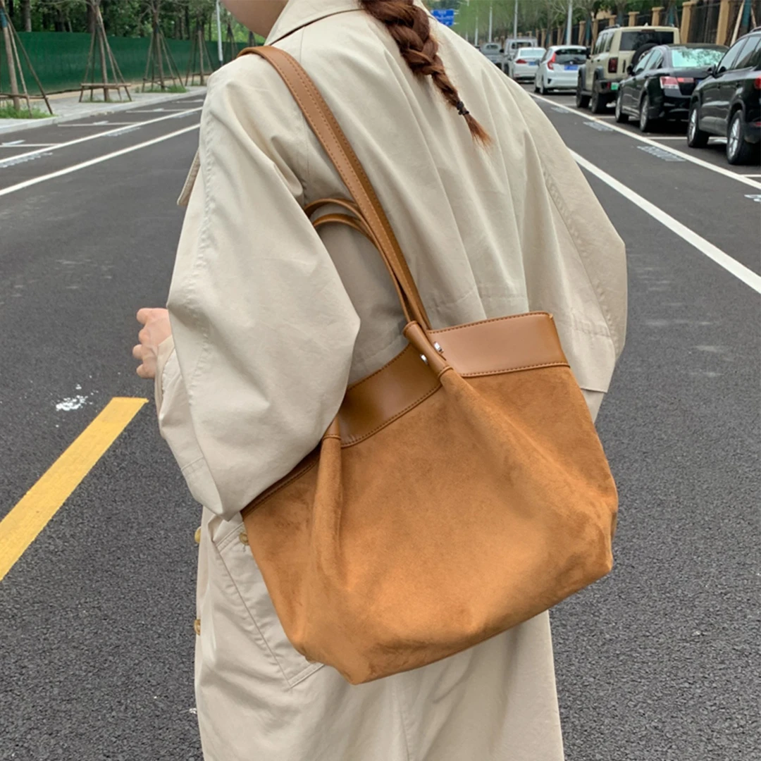 大容量斜挎包包女2025秋季新款美式废土风托特包单肩腋下包通勤包