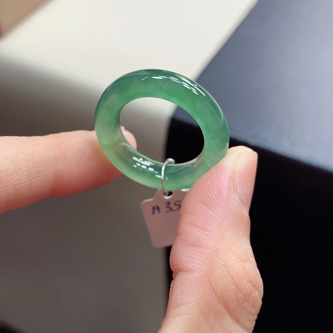 翡翠戒指未镶嵌16-17号