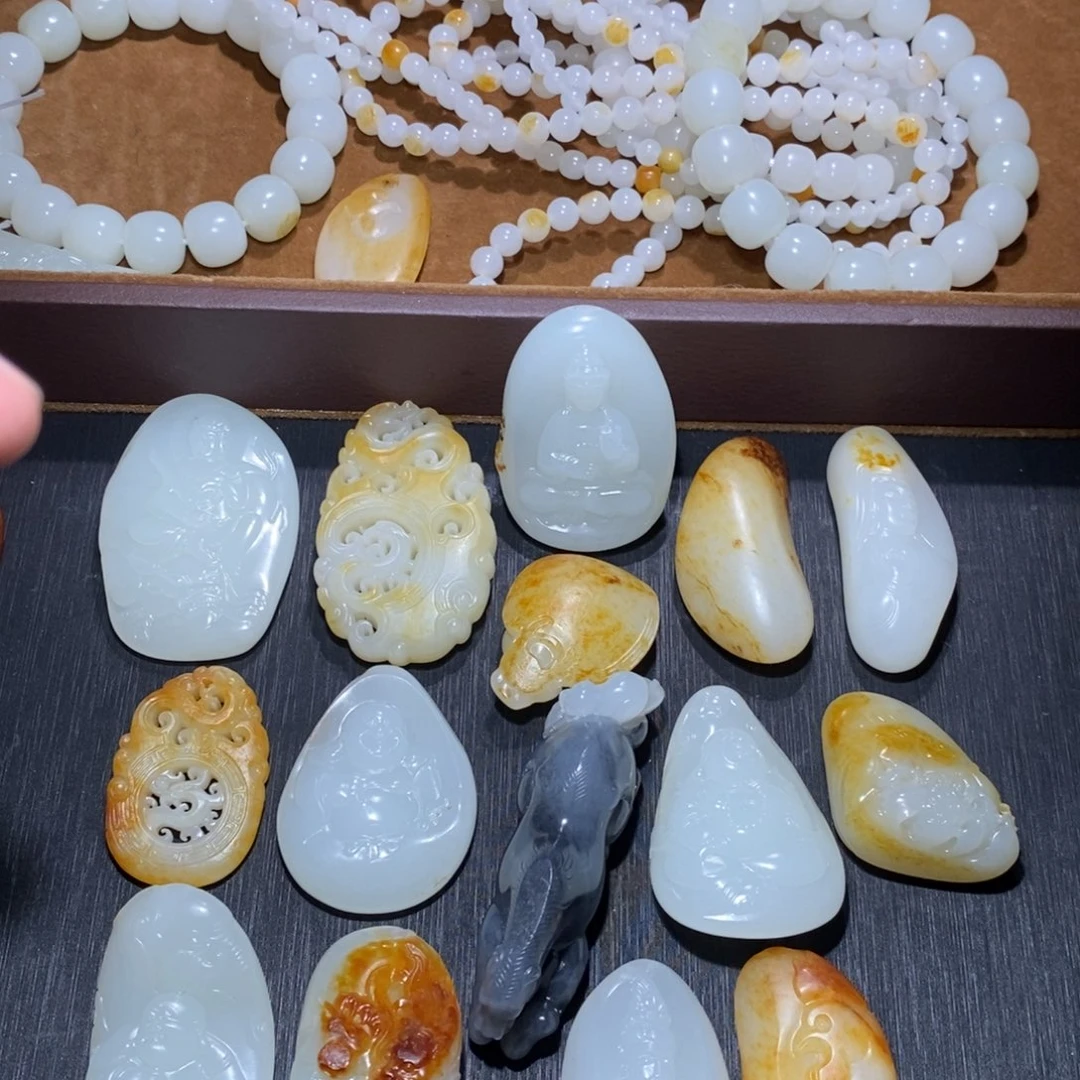 未镶嵌和田玉挂件