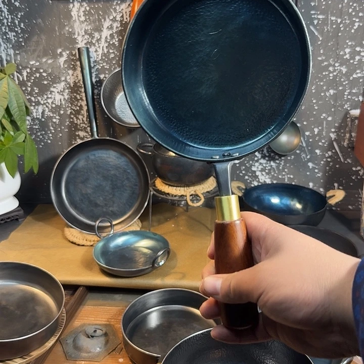 清***影手工小煎锅无涂层