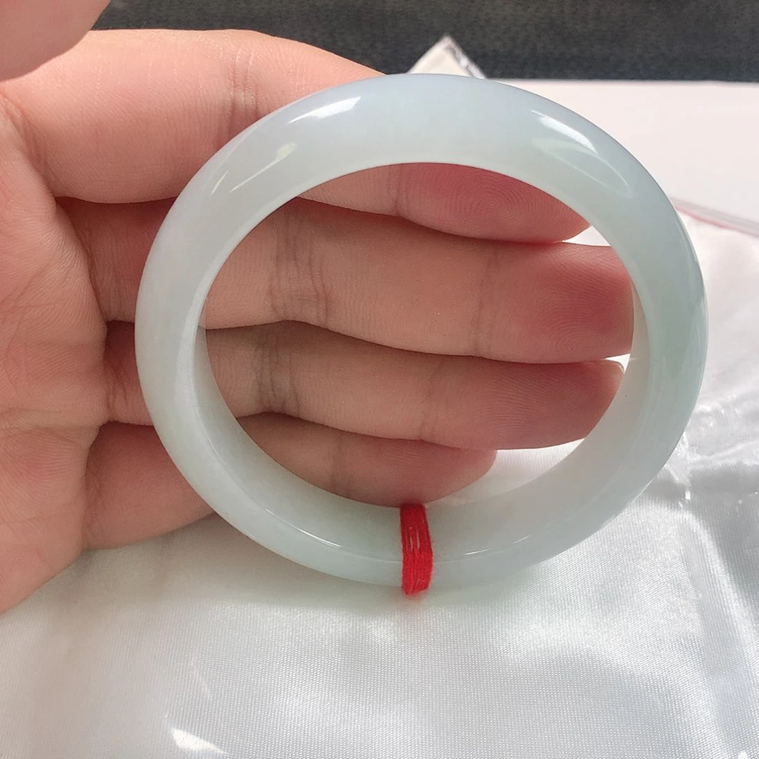 翡翠手镯未镶嵌334号