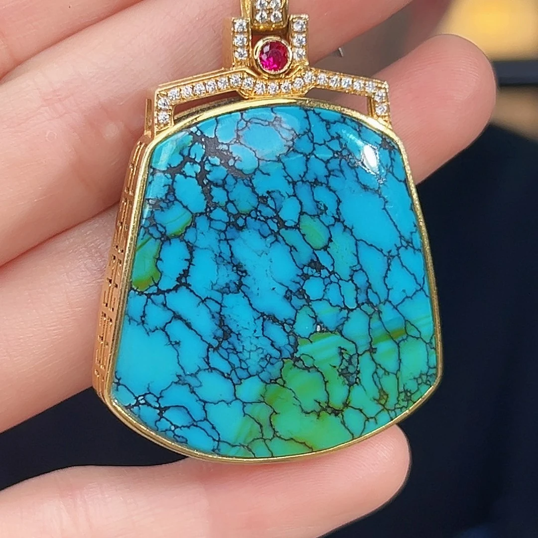 退***工绿松石18K金镶嵌珠宝奇石