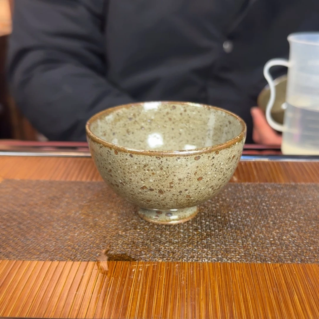 Y***爸平阳窑手作原矿矸子泥青釉盏