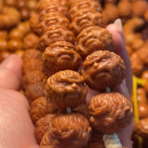 手串猴头核桃人***后舞台