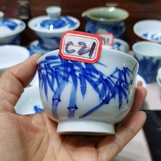 杯张学鸿老师青花釉里红