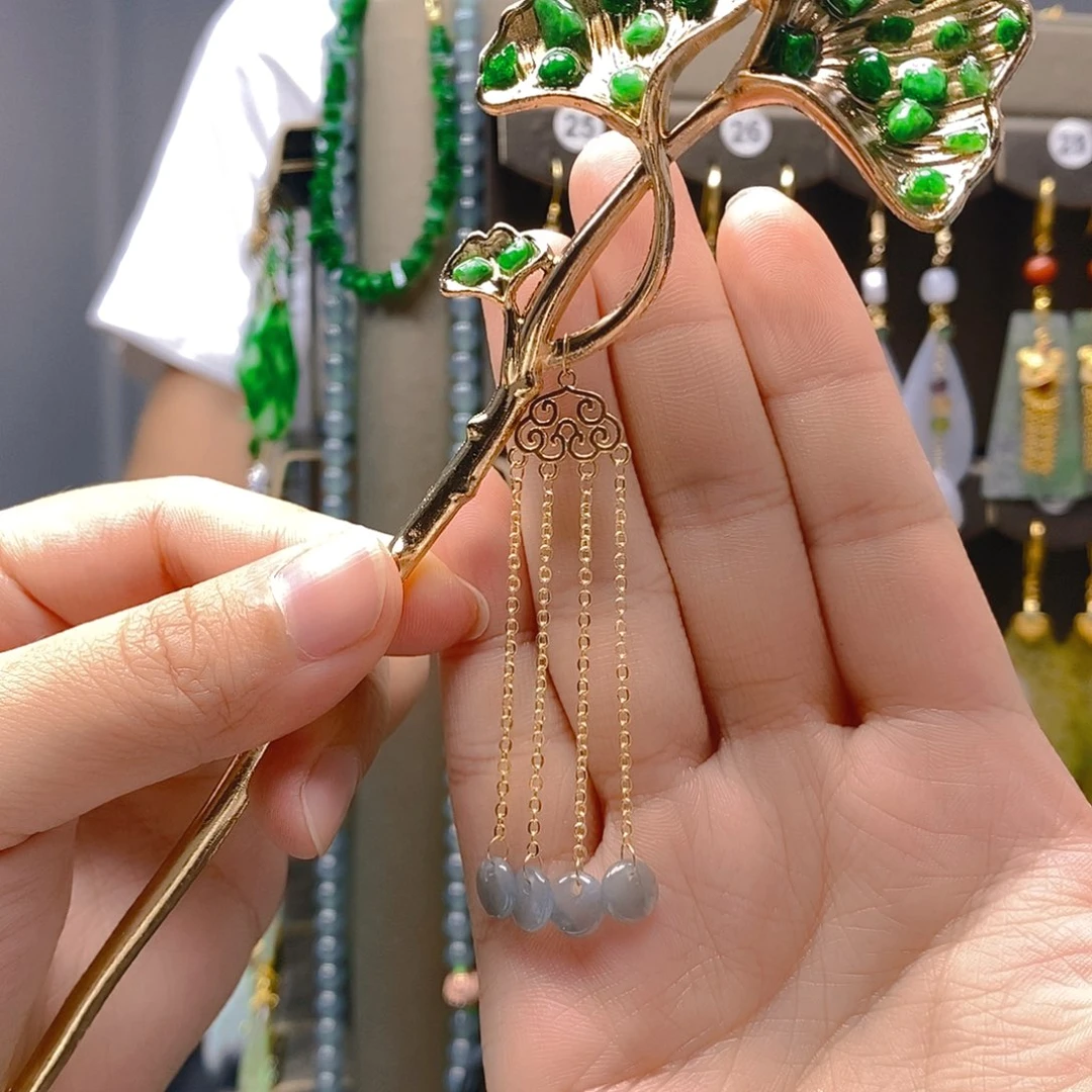 颈饰未镶嵌翡翠翡翠