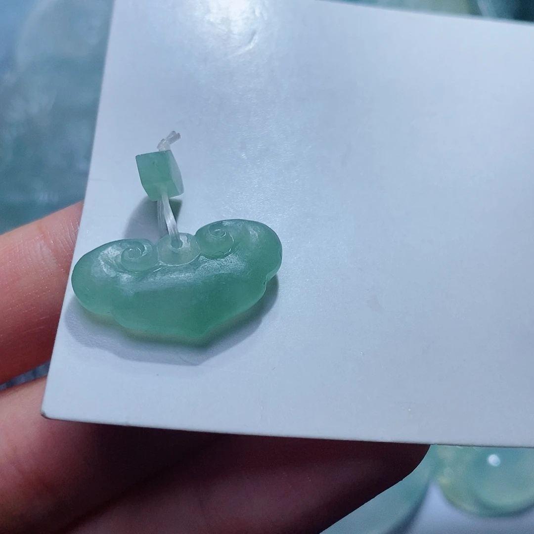 定制翡翠未镶嵌毛货付款后确认抛光