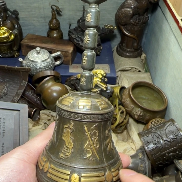 铜器把玩摆件链接