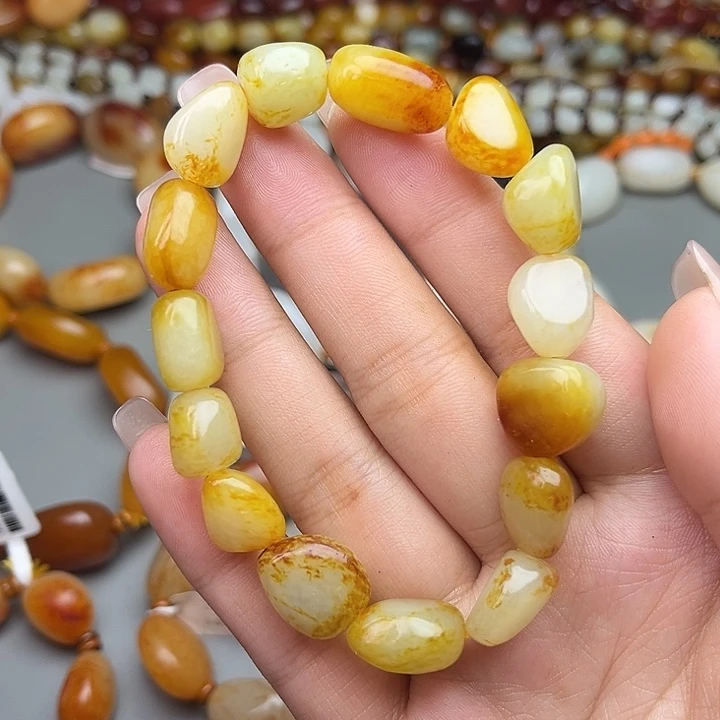 和田玉（糖玉）未镶嵌手链