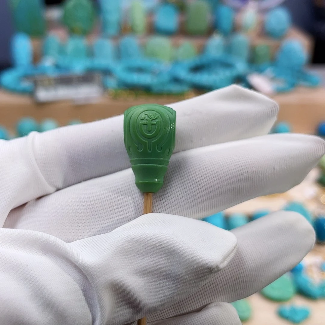 绿松石珠宝奇石未镶嵌