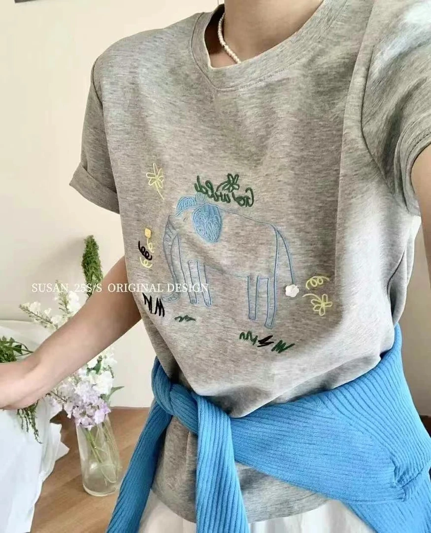 水溶大象刺绣T恤