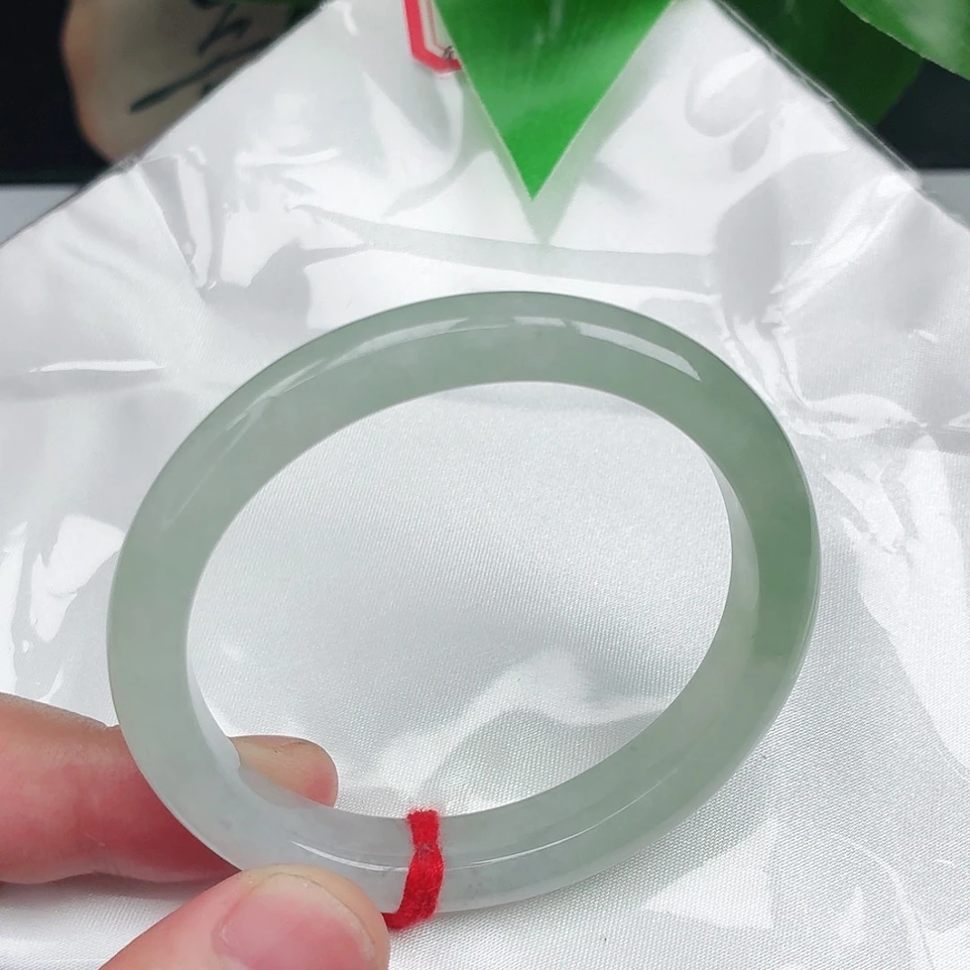 翡翠未镶嵌手镯贵妃022