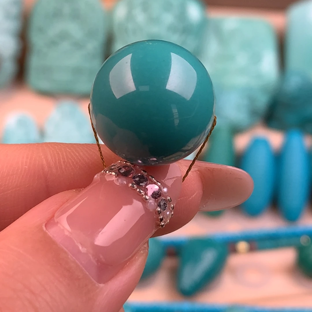 绿松石未镶嵌圆珠17.3