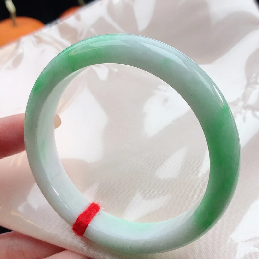 翡翠手镯未镶嵌61圈口882433