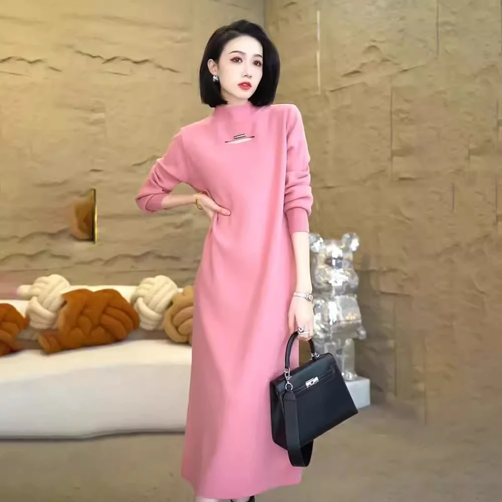 秋冬新款气质针织针织衫中长款过膝连衣裙女轻奢高级宽松毛衣裙子