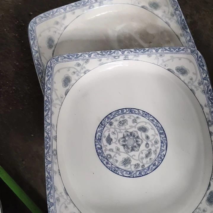 陶瓷盘子碗啥都有