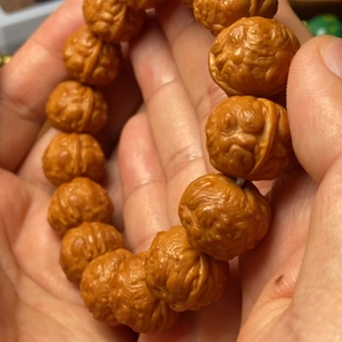 小***军手串猴头核桃藏传小元素配饰饰品