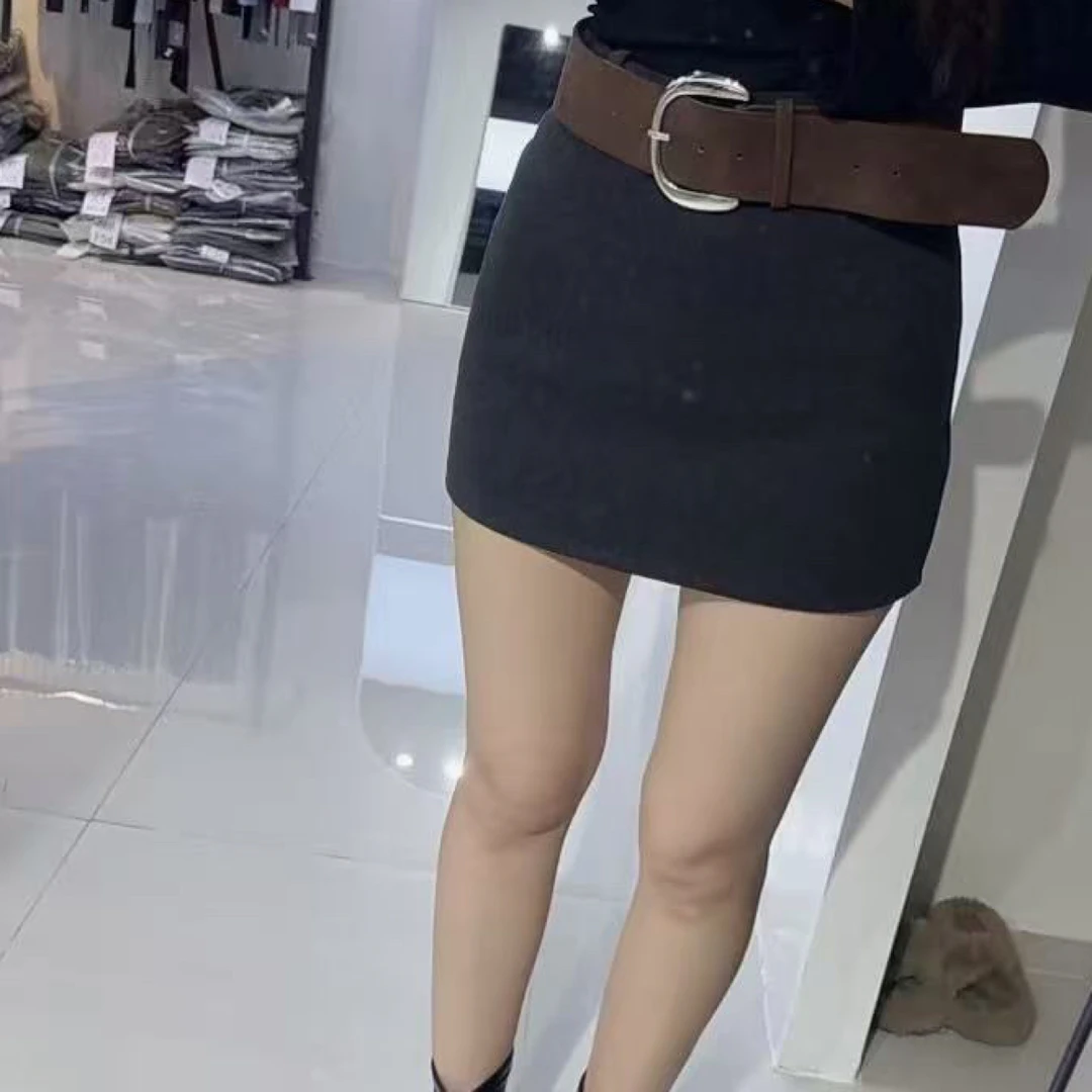 布阁服饰高腰A字半裙配皮带