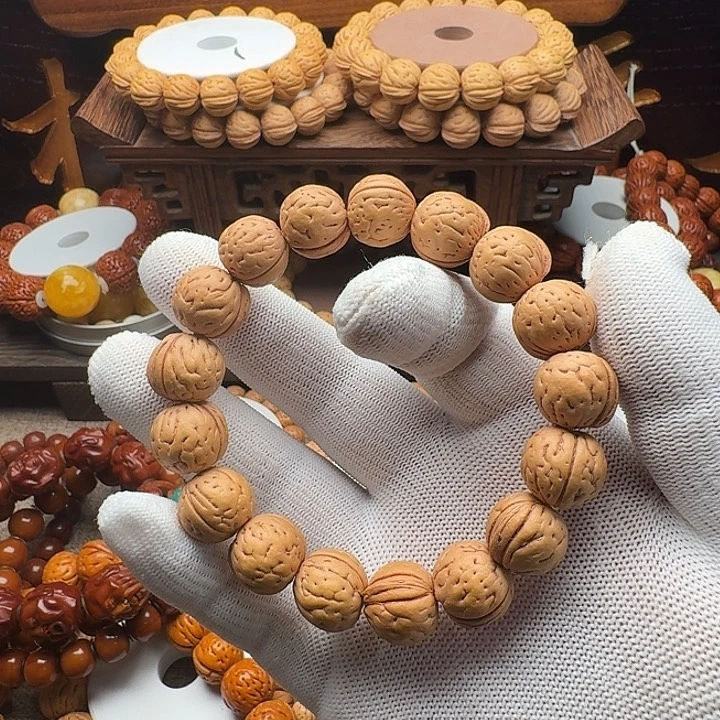 不***慢桃核手串水晶核王