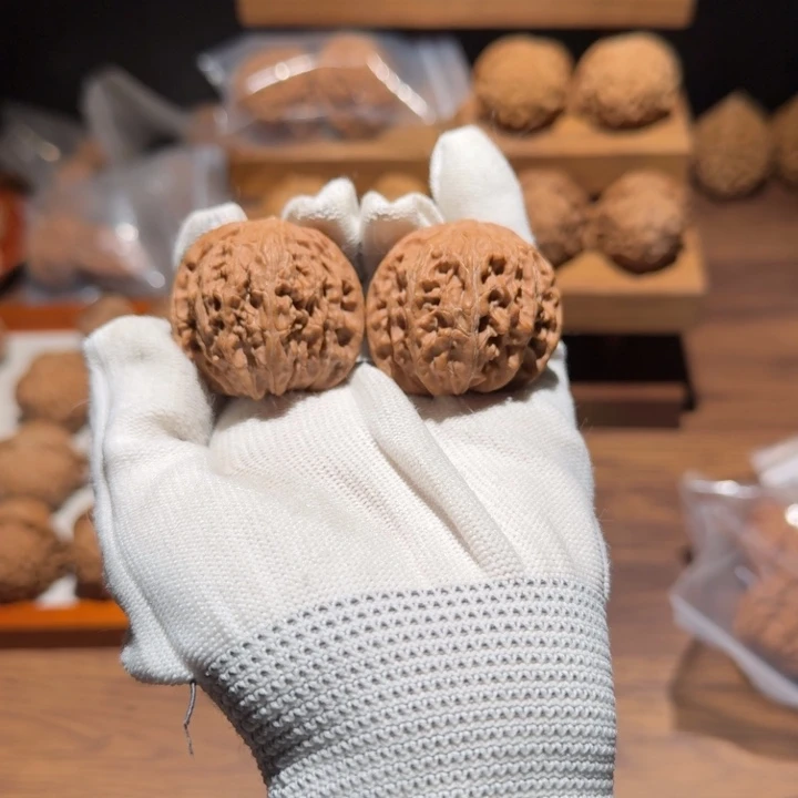 文玩核桃吊坠38开播福利