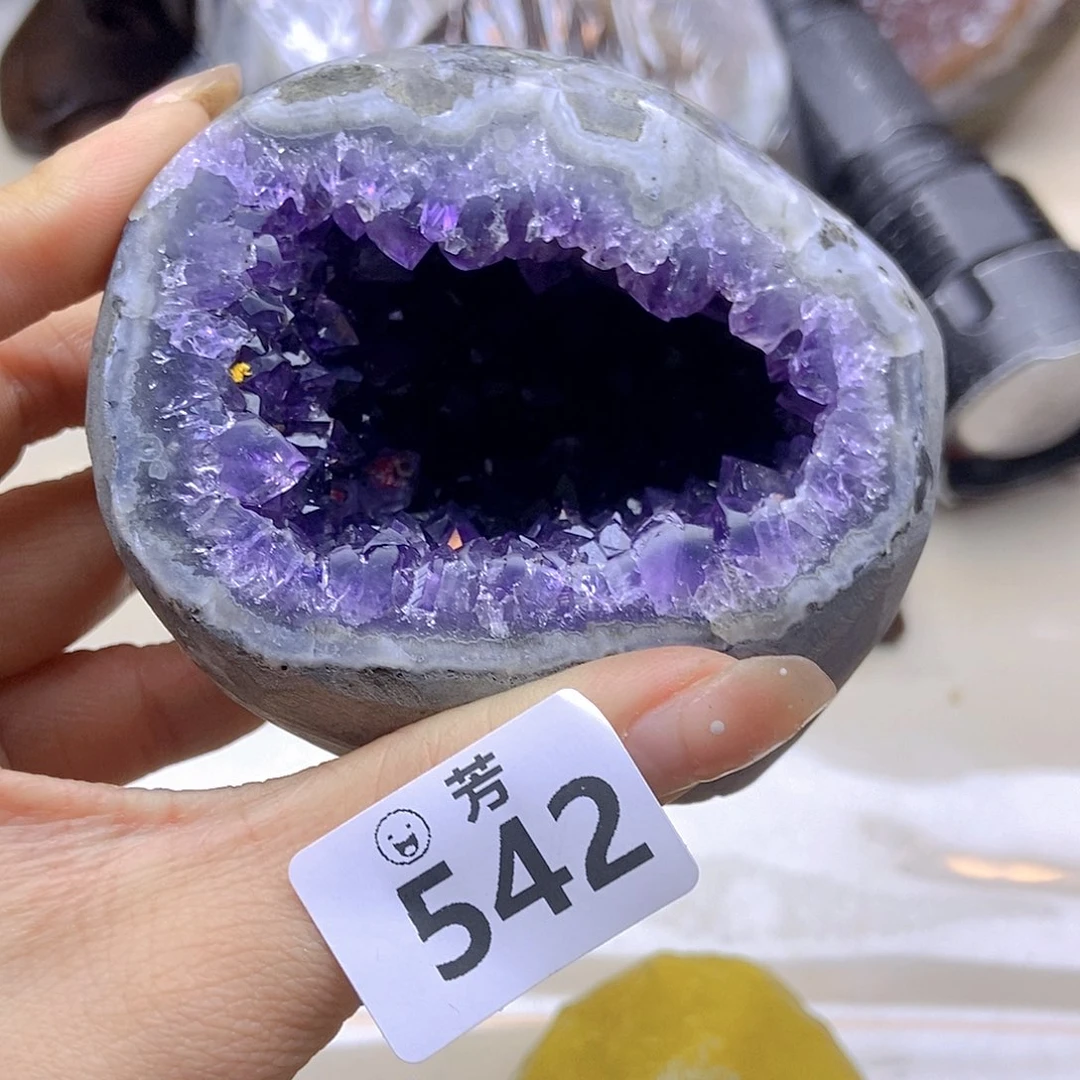 紫晶大型摆件（非配饰）未镶嵌