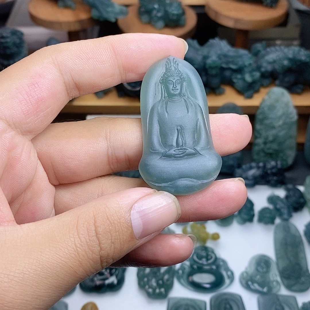 定制翡翠未镶嵌观音