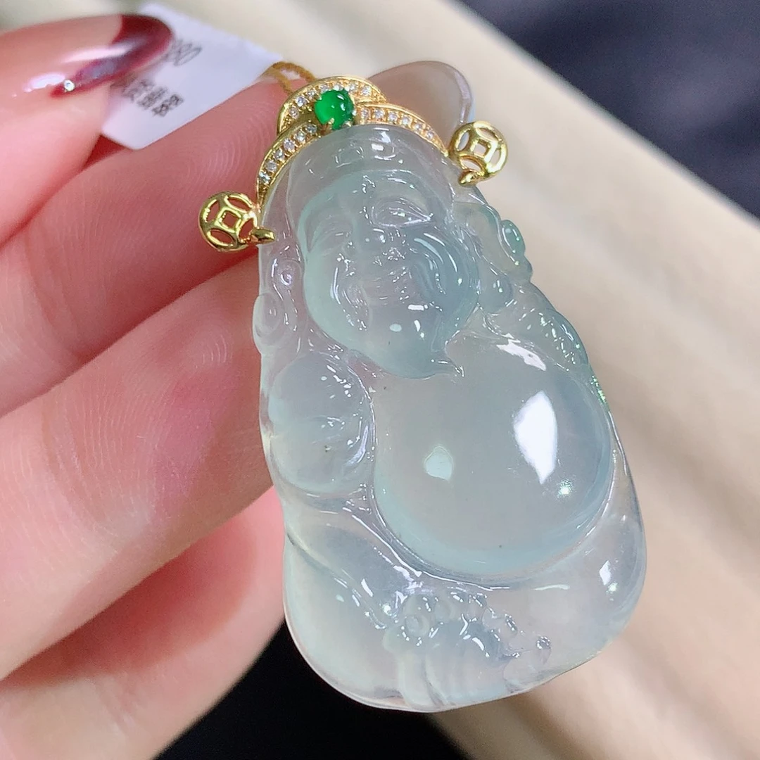 古***月翡翠18K金镶嵌颈饰财神