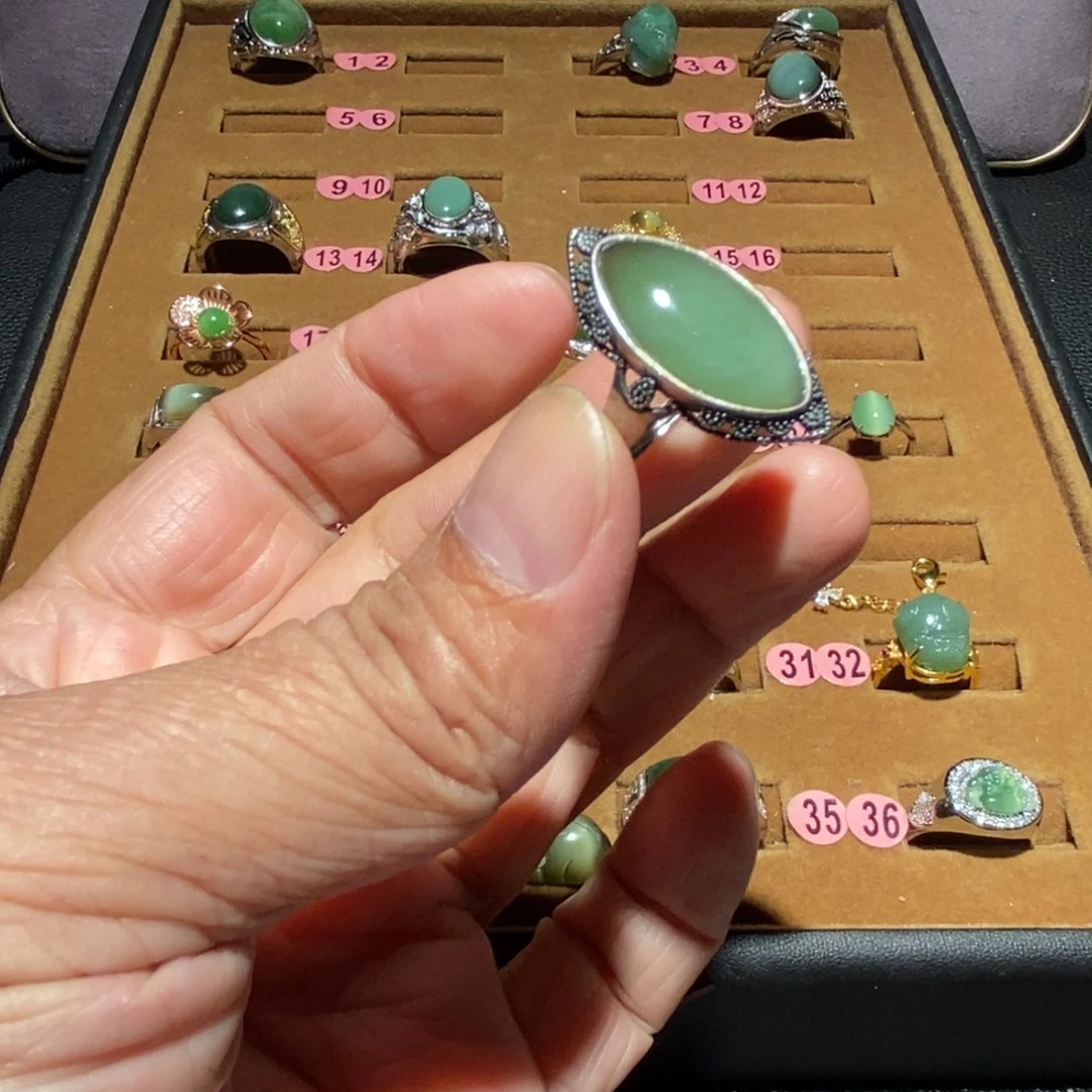 ***旋和田玉银S925镶嵌戒指