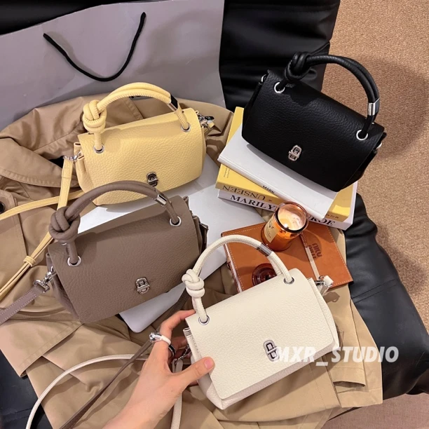 【软心泡芙】2026新款时尚韩版小众复古软手提包百搭休闲斜挎小方包